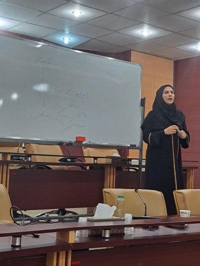 نشست نشاط کارکنان دانشکده ادبیات فارسی و زبانهای خارجی برگزار شد